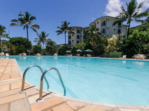 WTE - Resort-style Condominium 100m From the Beach