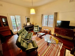 Relaxing 3 Bedroom Apartment in Perth