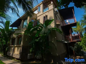 Xishuangbanna Lanzhu Villa Hotel