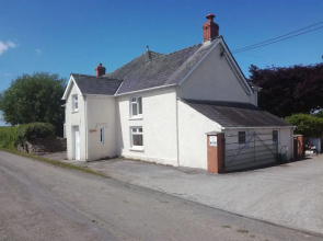 Ty Newydd Bed and Breakfast