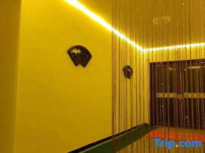 Shengyi Hotel (Wutai Mountain Tourist Center Store)