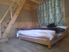 OFFTHETRAILCABINS