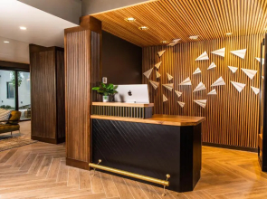 voco The Darwin Atlanta Midtown by IHG