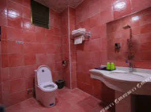 Yunyayuan Hotel(瑞丽云雅苑酒店)