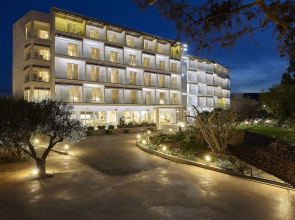 Vasia Royal Hotel