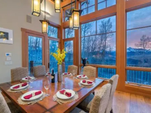 Grand Vista - 5 Br Home