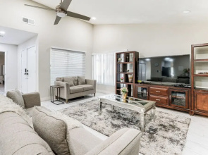 Mesa Oasis w/ Diving Pool By Spring Training, Dtwn