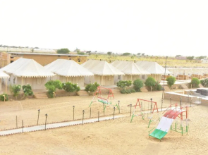Sam Desert Camp
