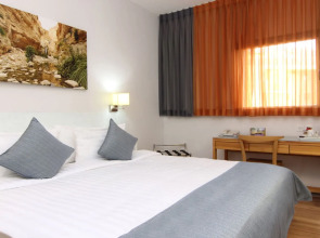 Poli Urban By Afi Hotels