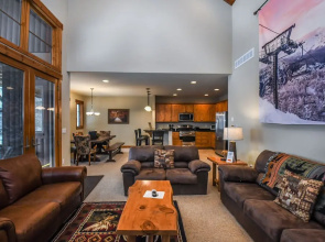 Big Sky 4 Bedroom Townhome