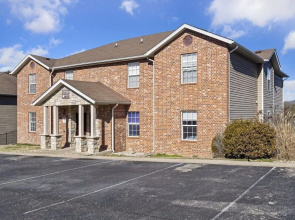 New Listing Vineyard Valley Views - Balcony