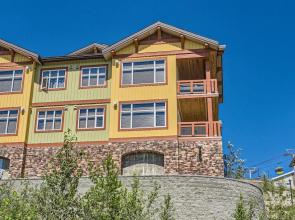 The Crescent by Okanagan Premier