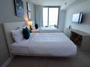 Hyde-1508 / Incredible Ocean View, 2 Bed 2 Bath