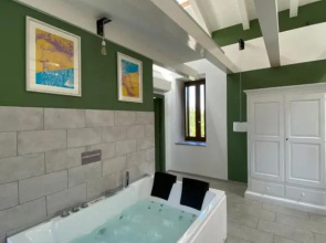 Paestum Suite