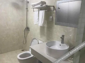 North Rim No.1 Hotel (Holland Huahai Branch)