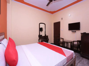 Hotel Heaven by OYO Rooms