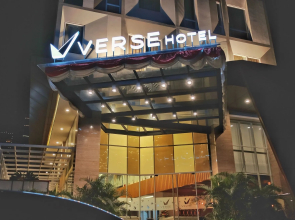 Verse Luxe Hotel Wahid Hasyim