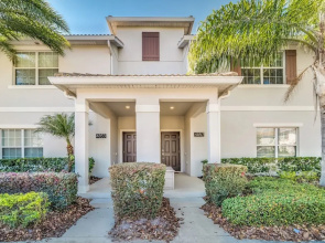 In the Heart of Kissimmee - Storey Lake Resort - 4bd/3ba Pool Townhome #4sl4857