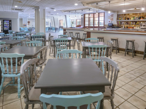 Апарт-отель GHT Tossa Park