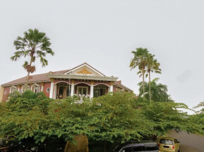 Loji Rejo Guest House By OYO Rooms
