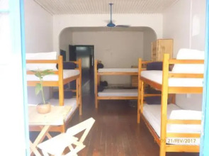 Hostel Minas In