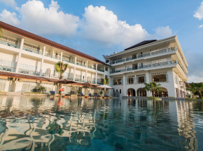 Katathong Golf Resort & Spa