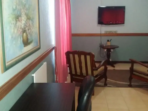 The Club House Guesthouse