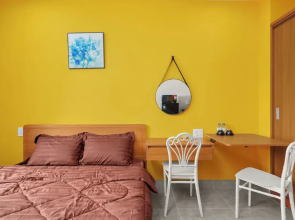 Saluton House