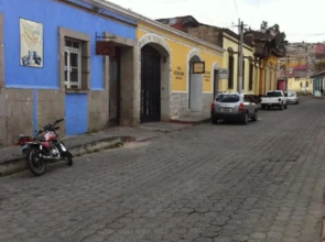 Hostal El Colibri