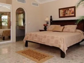 Crown Villas, All-Inclusive