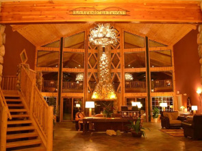 Crooked River Lodge