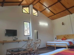 Wood Castle Luxury Home Stay