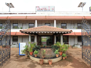 OYO 22528 Hotel Travel Inn