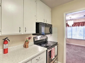 Quaint Tallahassee Home w/ Patio < 3 Mi to Fsu!