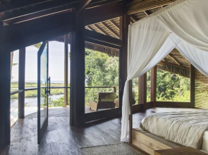 KA BRU River Villa