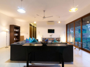 Elevated Villa Overlooking Tranquil Koggala Lake