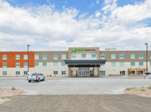 Holiday Inn Express & Suites Chadron by IHG