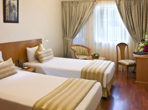 Landmark Plaza Hotel