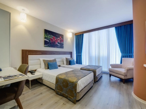 Forum Suite Hotel