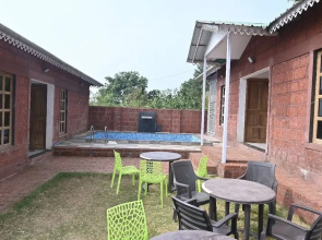 Shiv Parvati Resort