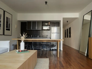 Charming 1 bedroom Apartment III