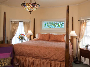 The Madeleine Bed & Breakfast