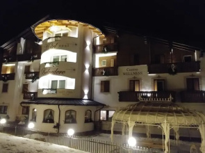 Hotel Belvedere & Paradise Club Center