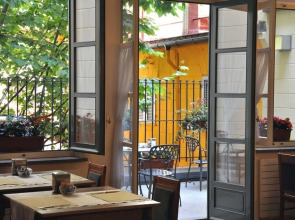 Hotel Roma E Rocca Cavour