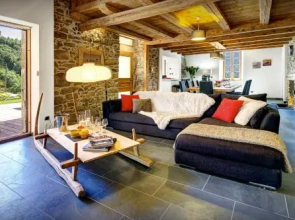 Chalet Ladroit - OVO Network