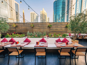 Отель TRYP by Wyndham Dubai