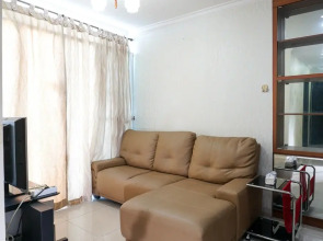 Spacious 2BR CBD Pluit Apartment near Emporium Pluit Mall