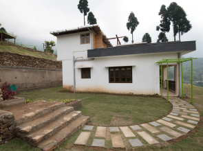 Chamong Chiabari