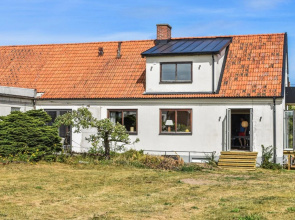 Stunning Home in Simrishamn With Wifi and 4 Bedrooms