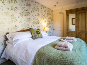Meadowdore Cafe B&B